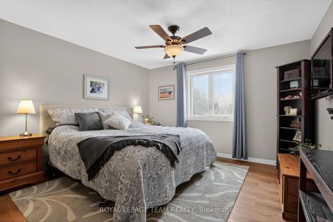 Photo 14 at 44 Ballantrae Way, Glencairn/Hazeldean, Kanata