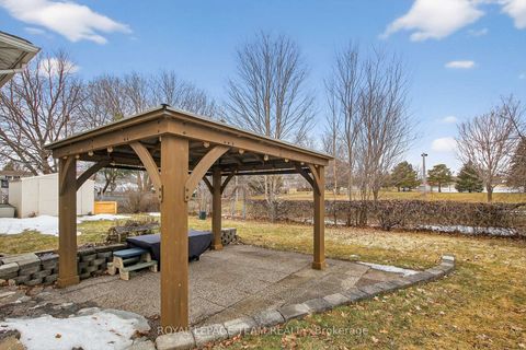 Photo 29 at 44 Ballantrae Way, Glencairn/Hazeldean, Kanata