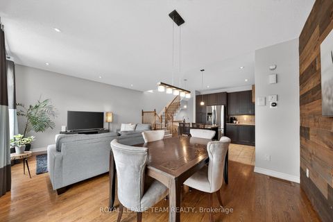 Photo 12 at 336 Glenbrae Avenue, Morgan's Grant/South March, Kanata