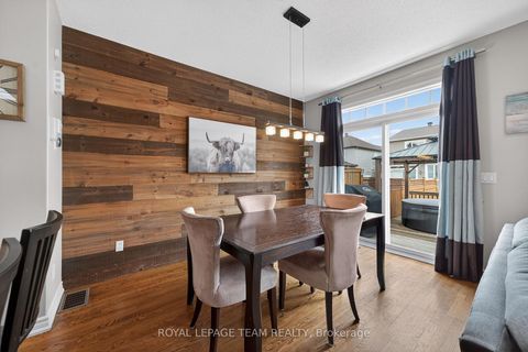 Photo 13 at 336 Glenbrae Avenue, Morgan's Grant/South March, Kanata