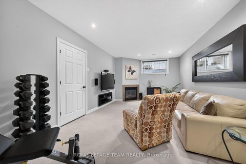 Photo 33 at 336 Glenbrae Avenue, Morgan's Grant/South March, Kanata