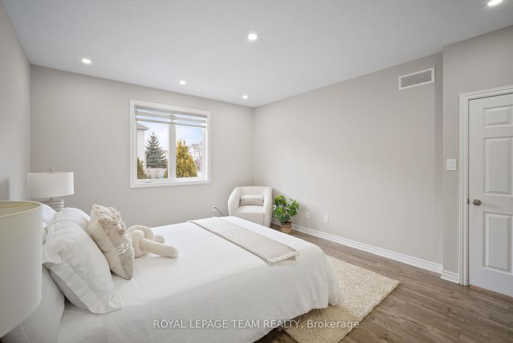 Photo 15 at 10 Kinetic Way, Nepean (Cedargrove/Fraserdale), Ottawa