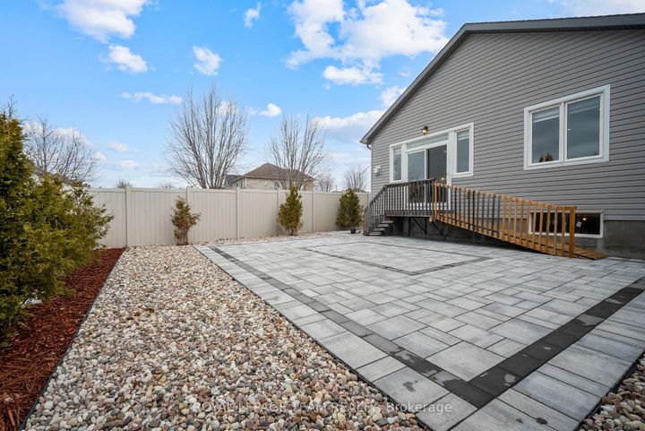 Photo 35 at 10 Kinetic Way, Nepean (Cedargrove/Fraserdale), Ottawa
