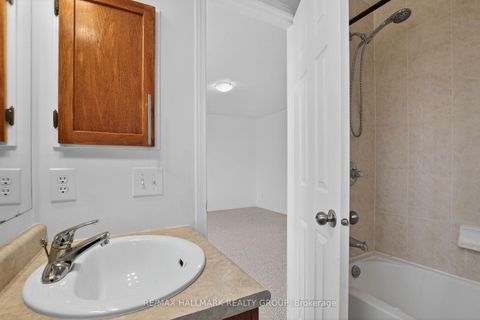 Photo 26 at 1008 Klondike Road N, Morgan's Grant/South March, Kanata