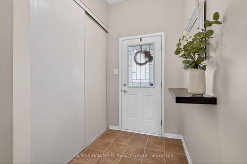 Photo 2 at 74 - 404 Hillsboro Private, Emerald Meadows/Trailwest, Kanata