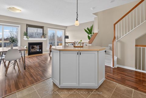 Photo 5 at 74 - 404 Hillsboro Private, Emerald Meadows/Trailwest, Kanata