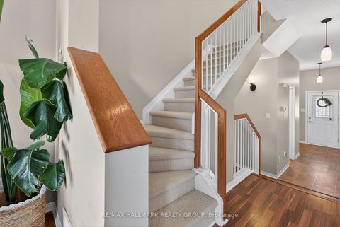 Photo 13 at 74 - 404 Hillsboro Private, Emerald Meadows/Trailwest, Kanata