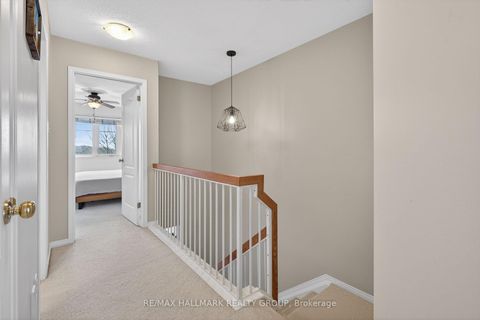 Photo 14 at 74 - 404 Hillsboro Private, Emerald Meadows/Trailwest, Kanata