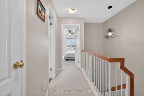 Photo 15 at 74 - 404 Hillsboro Private, Emerald Meadows/Trailwest, Kanata