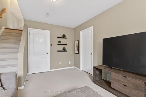 Photo 27 at 74 - 404 Hillsboro Private, Emerald Meadows/Trailwest, Kanata