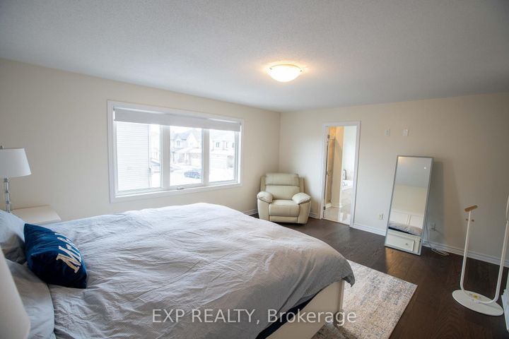 Photo 17 at 224 Alex Polowin Avenue, Nepean (Half Moon Bay), Ottawa