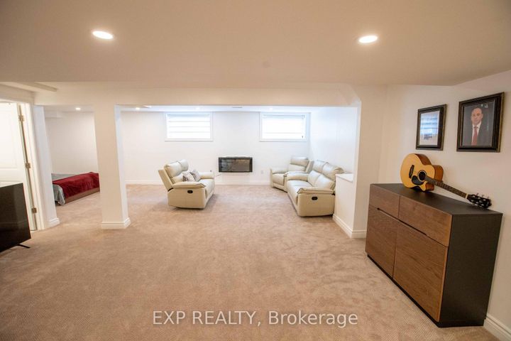 Photo 31 at 224 Alex Polowin Avenue, Nepean (Half Moon Bay), Ottawa