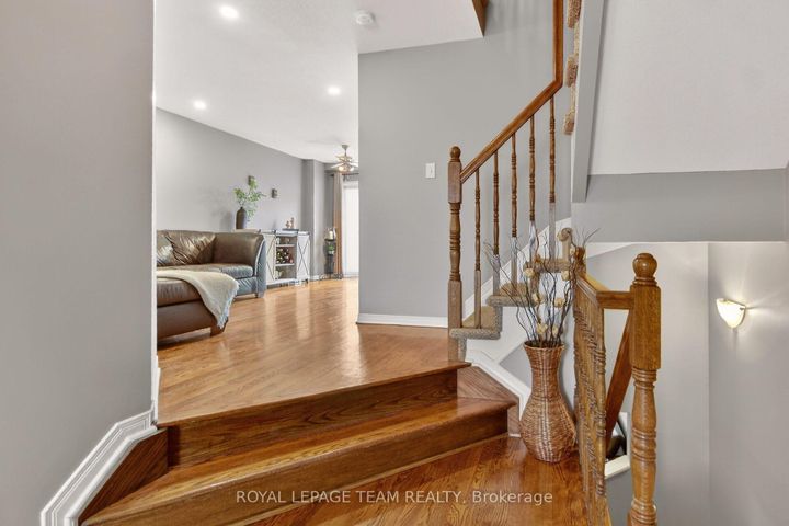 Photo 2 at 317 Copperfield Crescent, Nepean (Cedargrove/Fraserdale), Ottawa