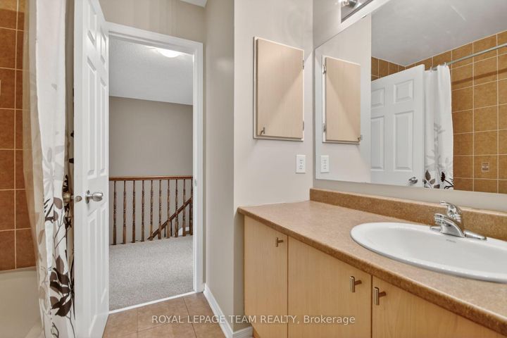 Photo 24 at 317 Copperfield Crescent, Nepean (Cedargrove/Fraserdale), Ottawa