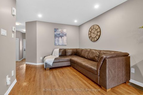 Photo 3 at 317 Copperfield Crescent, Nepean (Cedargrove/Fraserdale), Ottawa
