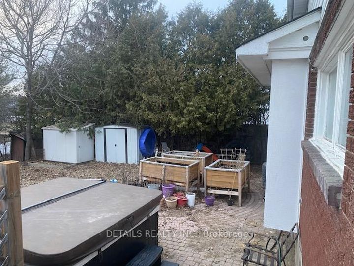 Photo 2 at 46 BEAUMARIS Drive, Nepean (Bruce Farm/Graham Park/Qualicum/Bellands), Ottawa