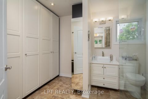 Photo 32 at 4 Drainie Drive, Katimavik, Kanata