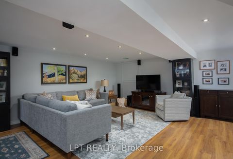 Photo 35 at 4 Drainie Drive, Katimavik, Kanata