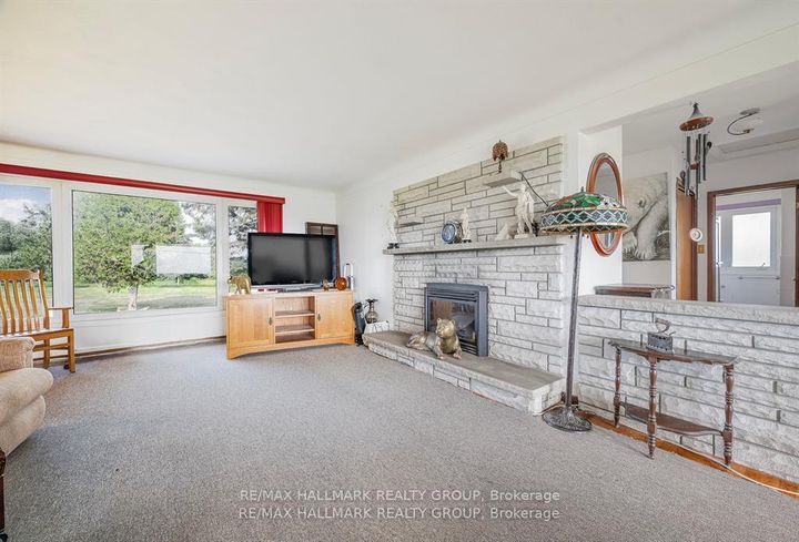 Photo 8 at 6050 Old Richmond Road, Nepean (South of Fallowfield Road), Ottawa