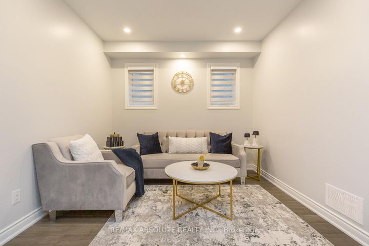 Photo 6 at 1019 Apolune Street, Nepean (Half Moon Bay), Ottawa