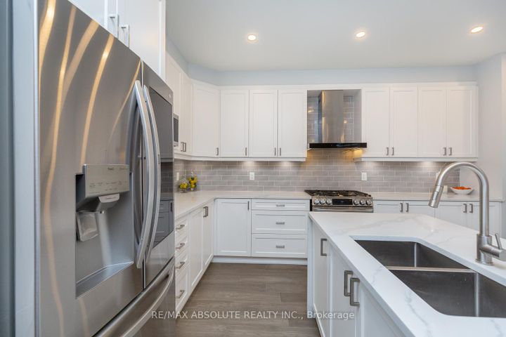 Photo 16 at 1019 Apolune Street, Nepean (Half Moon Bay), Ottawa