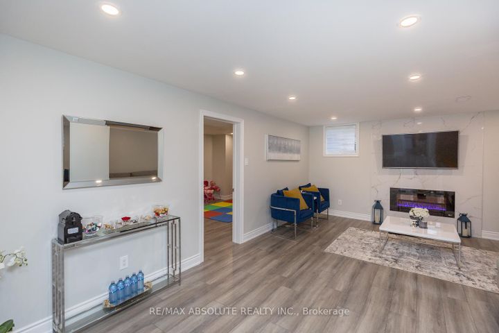 Photo 37 at 1019 Apolune Street, Nepean (Half Moon Bay), Ottawa