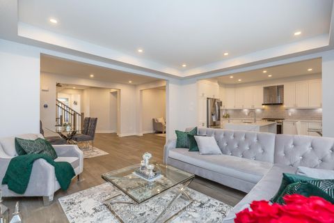 Photo 10 at 1019 Apolune Street, Nepean (Half Moon Bay), Ottawa