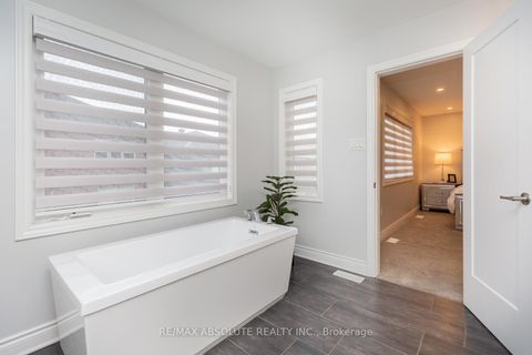 Photo 28 at 1019 Apolune Street, Nepean (Half Moon Bay), Ottawa