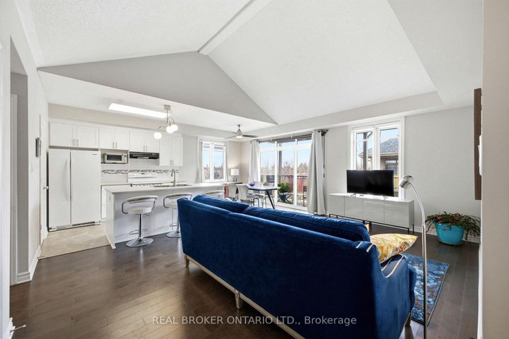Photo 11 at H - 66 Tipperary Private, Nepean (Longfields), Ottawa