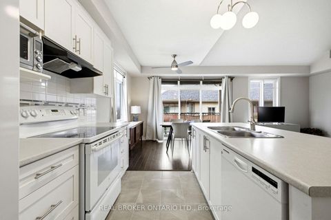 Photo 8 at H - 66 Tipperary Private, Nepean (Longfields), Ottawa