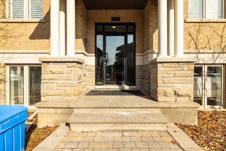 Photo 3 at A - 19 Tadley Private, Nepean (Longfields), Ottawa