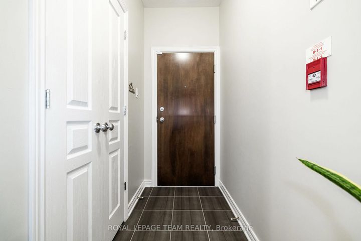 Photo 5 at A - 19 Tadley Private, Nepean (Longfields), Ottawa