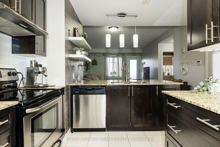 Photo 16 at A - 19 Tadley Private, Nepean (Longfields), Ottawa