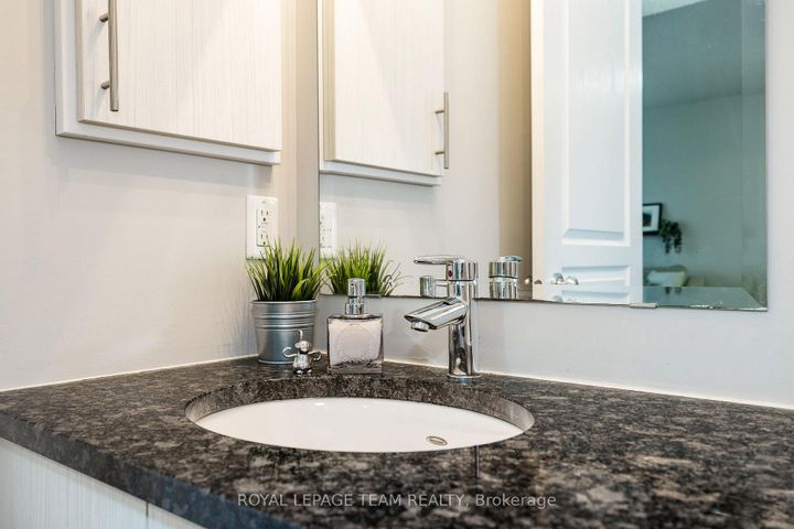 Photo 31 at A - 19 Tadley Private, Nepean (Longfields), Ottawa