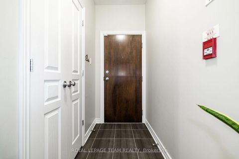 Photo 5 at A - 19 Tadley Private, Nepean (Longfields), Ottawa