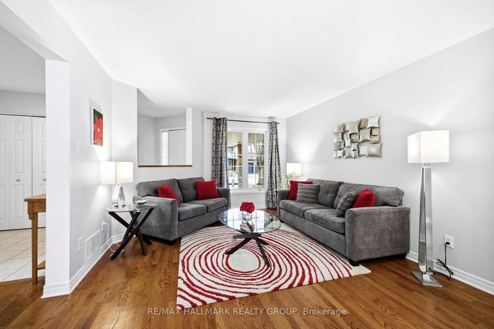 Photo 5 at 92A Upney Drive, Nepean (Longfields), Ottawa