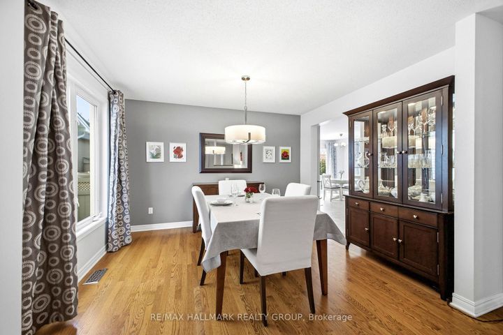 Photo 9 at 92A Upney Drive, Nepean (Longfields), Ottawa