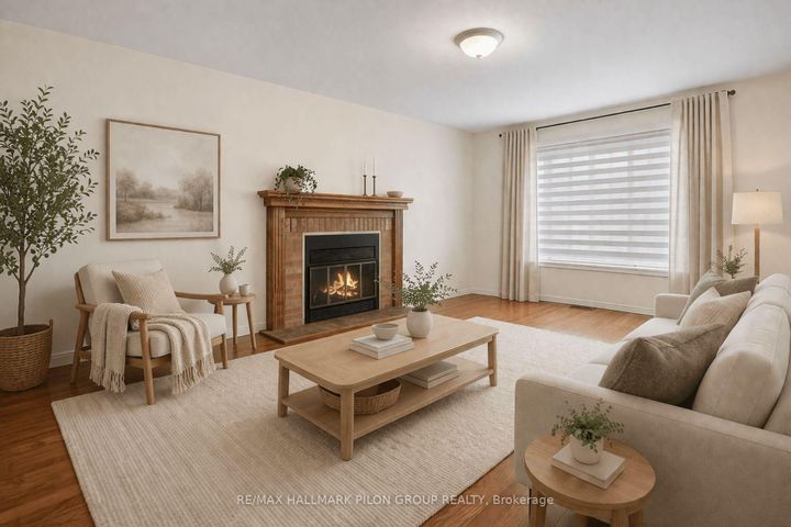 Photo 9 at 56 Townsend Drive, Nepean (Heritage Park), Ottawa