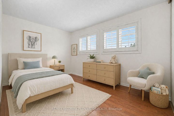 Photo 18 at 56 Townsend Drive, Nepean (Heritage Park), Ottawa