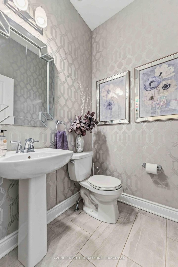 Photo 11 at 368 River Landing Avenue, Nepean (Half Moon Bay), Ottawa