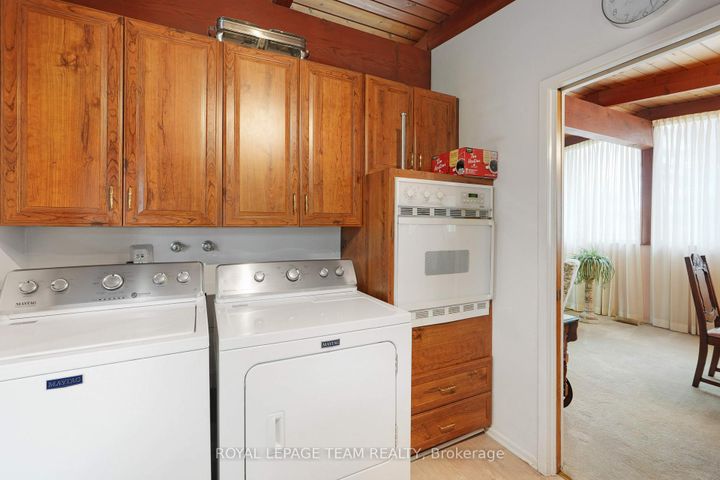 Photo 16 at 26 Nanaimo Drive, Nepean (Bruce Farm/Graham Park/Qualicum/Bellands), Ottawa