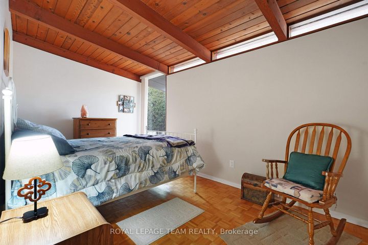 Photo 25 at 26 Nanaimo Drive, Nepean (Bruce Farm/Graham Park/Qualicum/Bellands), Ottawa