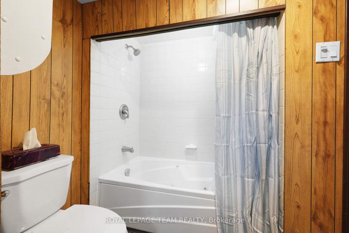 Photo 36 at 26 Nanaimo Drive, Nepean (Bruce Farm/Graham Park/Qualicum/Bellands), Ottawa