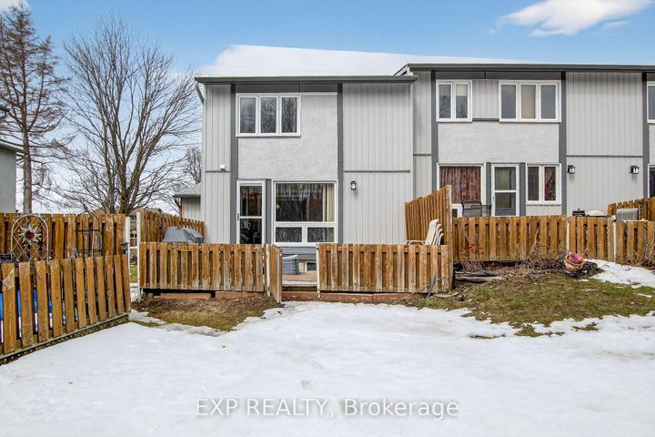 Photo 23 at 70 - 42F Benlea Drive, Nepean (Tanglewood), Ottawa