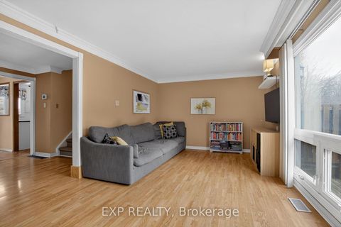 Photo 5 at 70 - 42F Benlea Drive, Nepean (Tanglewood), Ottawa