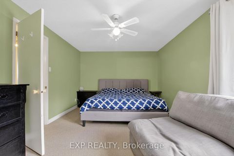 Photo 13 at 70 - 42F Benlea Drive, Nepean (Tanglewood), Ottawa