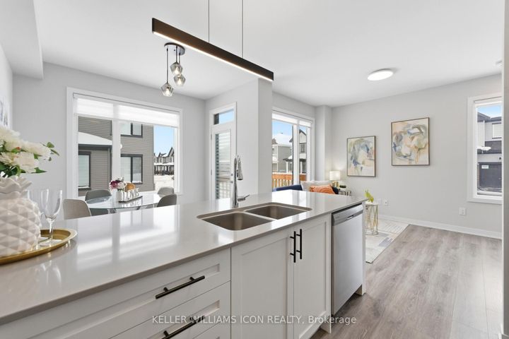 Photo 14 at 840 Andesite Terrace, Nepean (Half Moon Bay), Ottawa