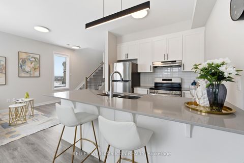 Photo 13 at 840 Andesite Terrace, Nepean (Half Moon Bay), Ottawa