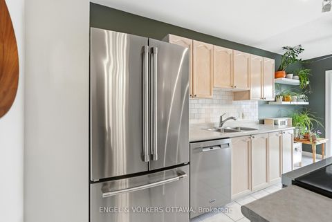 Photo 10 at 158 Woodpark Way, Nepean (Longfields), Ottawa