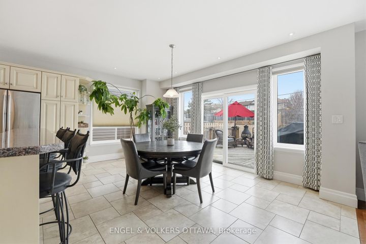 Photo 19 at 31 Leatherwood Crescent, Nepean (Stonebridge), Ottawa